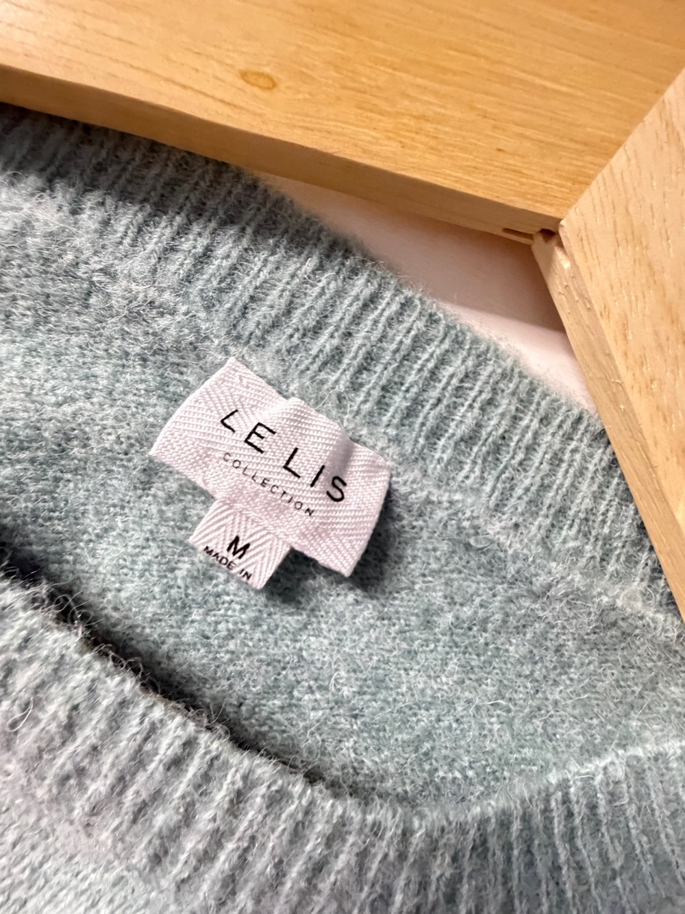 Le Lis Cold Shoulder Sweater Women’s Medium Sage Green Mint Wool Blend Knit - Picture 3 of 5